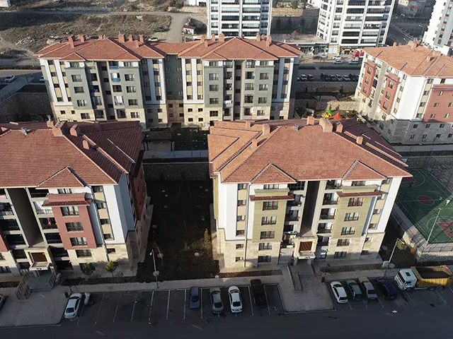 ELAZIĞ İLİ MERKEZ İLÇESİ ABDULLAHPAŞA MAH. 3 ETAP 617 ADET KONUT, 72 ADET DÜKKAN, 1 ADET FIRIN VE 1 ADET KARAKOL İNŞAATLARI İLE ALTYAPI VE ÇEVRE DÜZENLEMESİ İŞİ